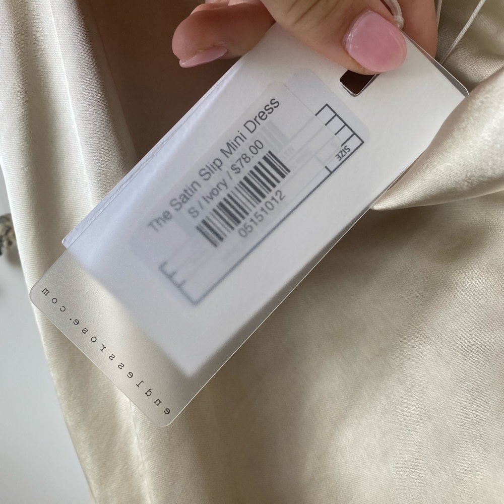 ENDLESS ROSE IVORY SATIN SLIP DRESS - Picture 6 of 8